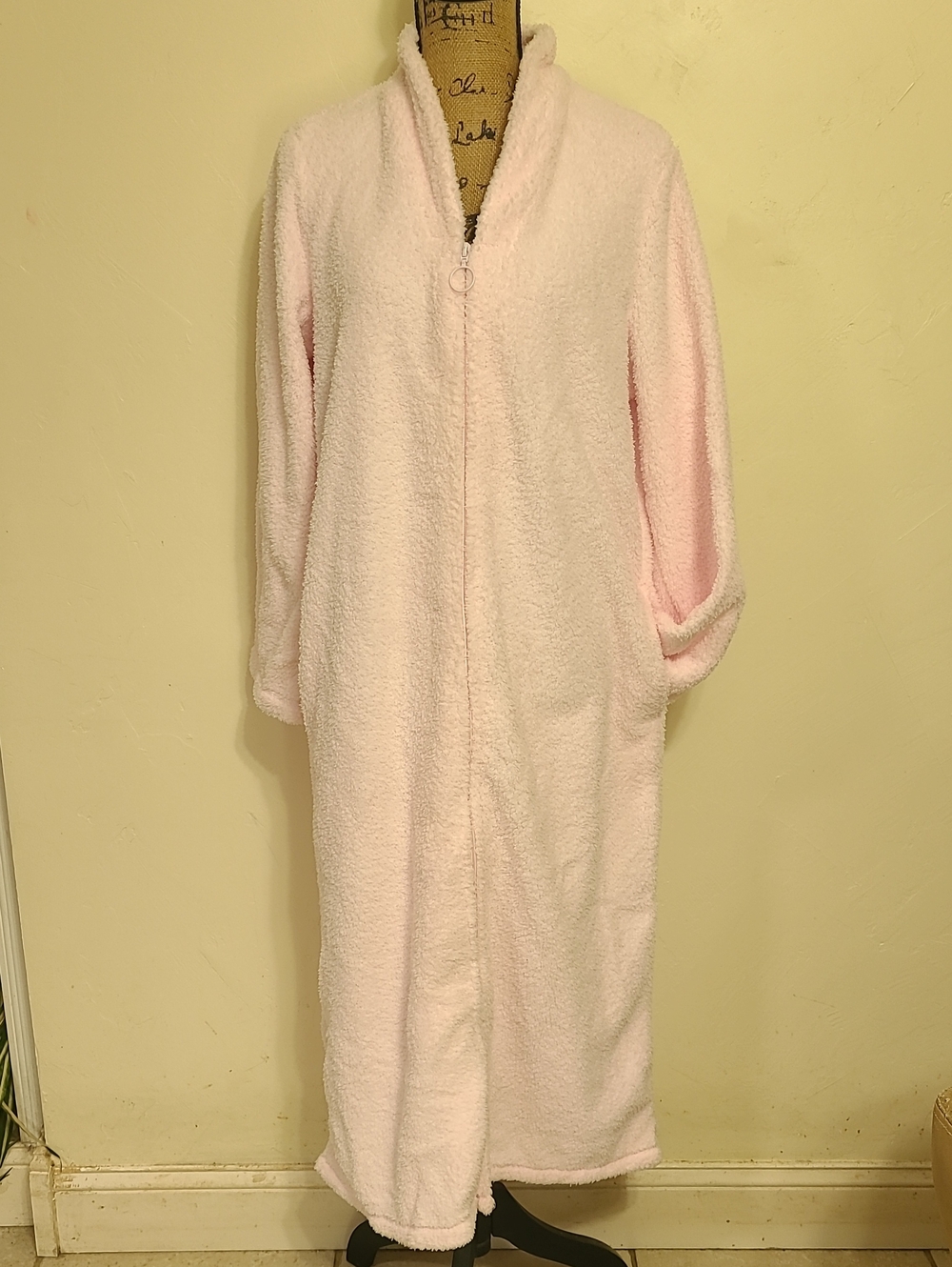 Charter Club Plush Zip-Front Robe in Pale Pink